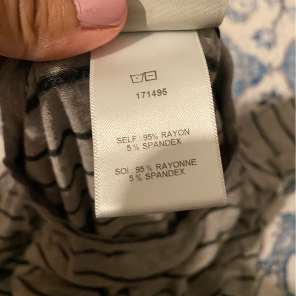Dolan by Anthropologie Grey Binney Ruffle Striped Top Size XS - Picture 6 of 6